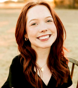 Aly is passionate about disability awareness, acceptance, and accessibility for all. Aly volunteers at Scottish Rite Hospital with kids of various upper-limb differences & she is pursuing a degree in Speech-Language Pathology.